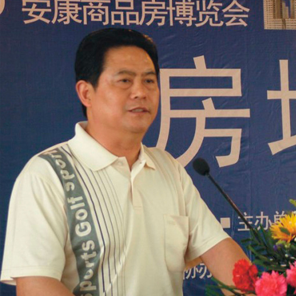 記省勞模、興安地產(chǎn)集團(tuán)董事長(zhǎng)兼總經(jīng)理江樹(shù)群